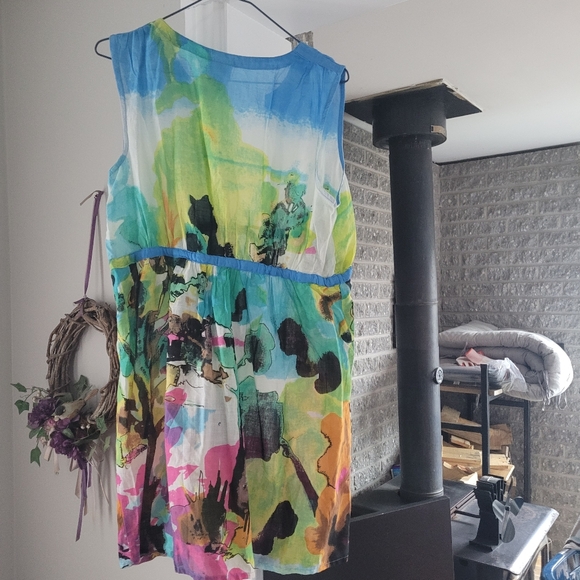 Colorful Sleeveless Dress - Picture 5 of 7